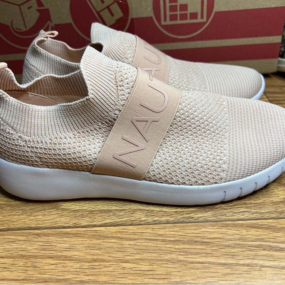 Autica light pink shoes